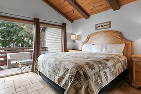 Hakuna Matata Lakefront