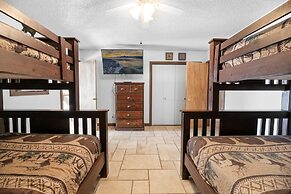 Hakuna Matata Lakefront