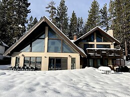 Hakuna Matata Lakefront