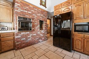 Hakuna Matata Lakefront