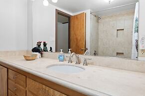 Hakuna Matata Lakefront