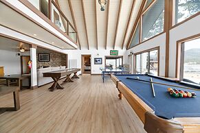 Hakuna Matata Lakefront