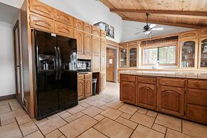 Hakuna Matata Lakefront