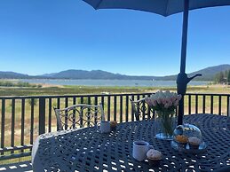 Grand Lakefront Escape