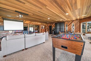 Grand Lakefront Escape