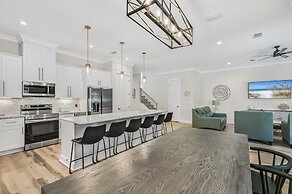 Ahoy Matey - 58 St Francis Drive N