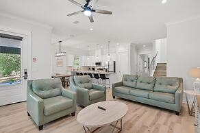 Ahoy Matey - 58 St Francis Drive N