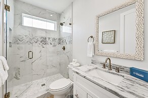 Ahoy Matey - 58 St Francis Drive N