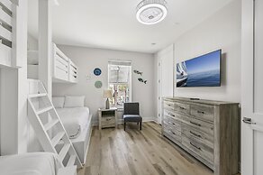 Ahoy Matey - 58 St Francis Drive N