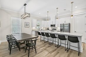 Ahoy Matey - 58 St Francis Drive N