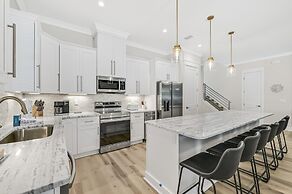 Ahoy Matey - 58 St Francis Drive N