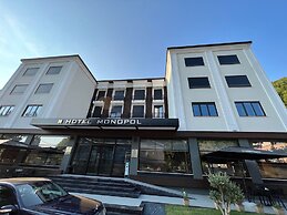 Hotel Monopol
