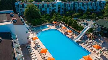 Omorfi Garden Resort Hotel