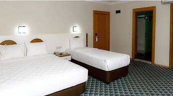 Omorfi Garden Resort Hotel