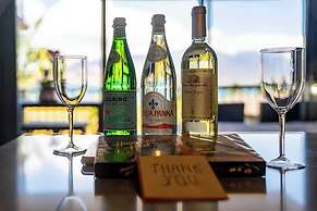 Endless & Elegant Vistas