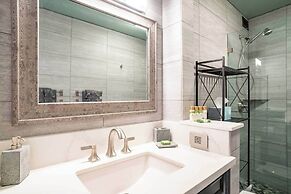 Endless & Elegant Vistas