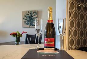 Modern and Relaxing Oceanfront Vistas