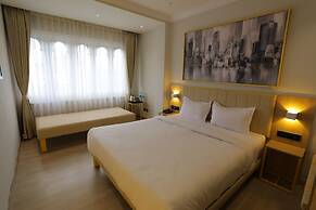 Hotel City Express By Downtown Udaipur