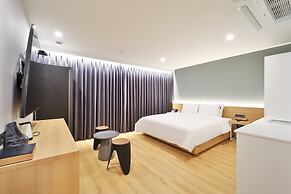 Gong Dam Stay Hotel