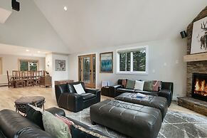 27 Bachelors Gulch Road 5 Bedroom Home by RedAwning