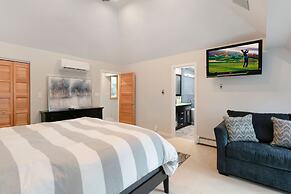 27 Bachelors Gulch Road 5 Bedroom Home by RedAwning