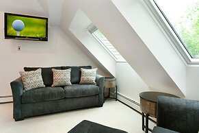 27 Bachelors Gulch Road 5 Bedroom Home by RedAwning