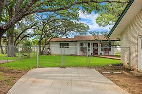 Kaderli Haus 1 Bedroom Cottage by RedAwning