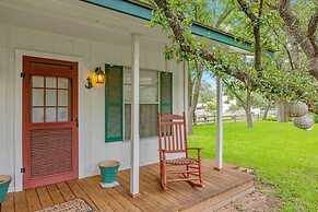 Kaderli Haus 1 Bedroom Cottage by RedAwning