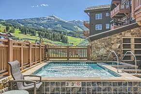 New Listing! One Ski Hill Escape 3 Bedroom Condo by RedAwning