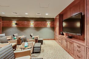 New Listing! One Ski Hill Escape 3 Bedroom Condo by RedAwning