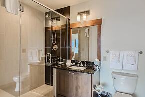 New Listing! One Ski Hill Escape 3 Bedroom Condo by RedAwning