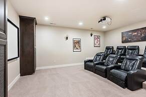 Hidden Treasure #15 6 Bedroom Home