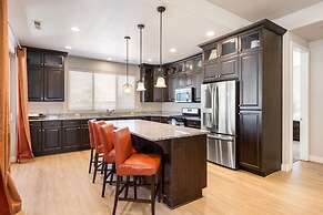 Hidden Treasure #15 6 Bedroom Home