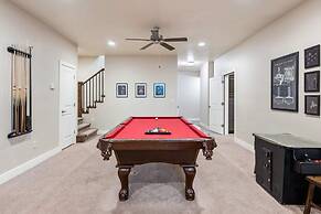 Hidden Treasure #15 6 Bedroom Home