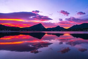 Frontier Mountain Retreat - Monthly Long-term Vacation Rental 30+ Days