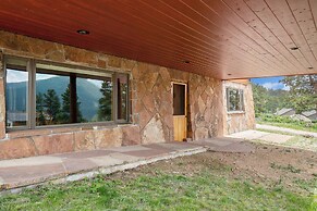 Frontier Mountain Retreat - Monthly Long-term Vacation Rental 30+ Days