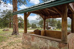 Frontier Mountain Retreat - Monthly Long-term Vacation Rental 30+ Days