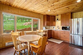 Frontier Mountain Retreat - Monthly Long-term Vacation Rental 30+ Days