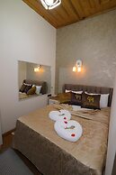 Gur Royal Suit Aparts