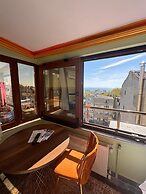 Gur Royal Suit Aparts