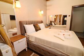 Gur Royal Suit Aparts