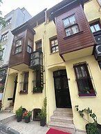 Gur Royal Suit Aparts