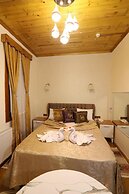 Gur Royal Suit Aparts