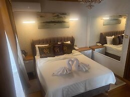 Gur Royal Suit Aparts