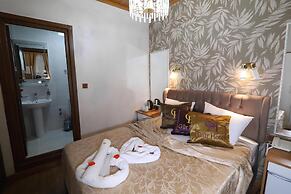 Gur Royal Suit Aparts