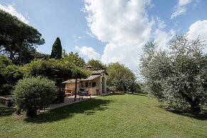 Big Family Villa in Rome Countryside