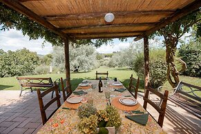 Big Family Villa in Rome Countryside