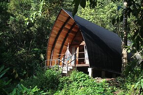 Sacha Urco Lodge Nature Hideaway Cabins