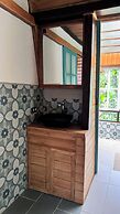 Sacha Urco Lodge Nature Hideaway Cabins