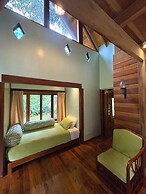 Sacha Urco Lodge Nature Hideaway Cabins